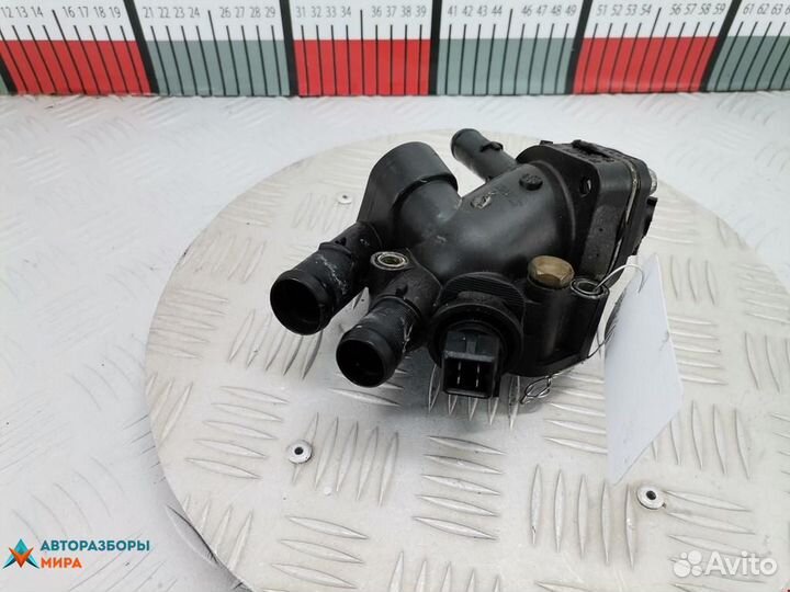 Корпус термостата Volvo S40 рест. 2001 8200065390