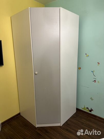 Набор детской мебели бу