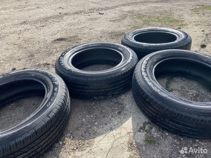 Dunlop Grandtrek ST30 225/65 R17 102H