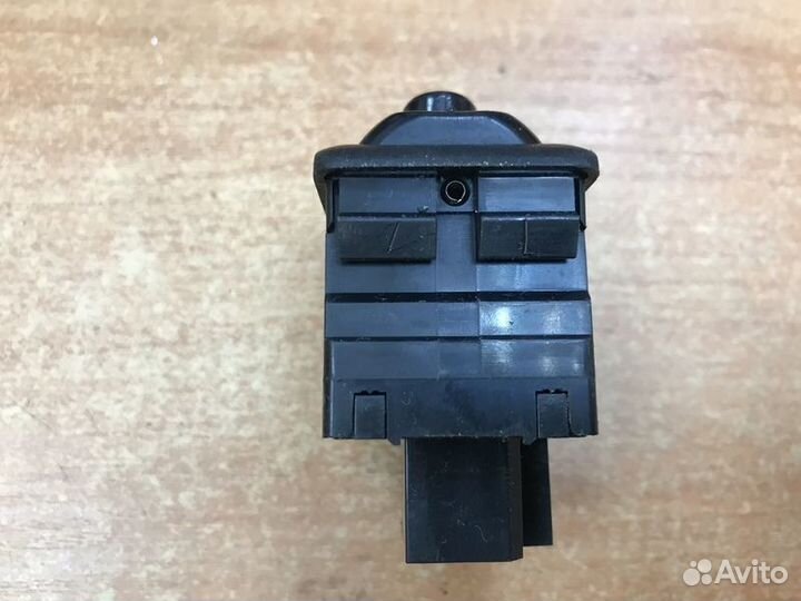 Блок управления зеркалами Nissan Bluebird U13 с199