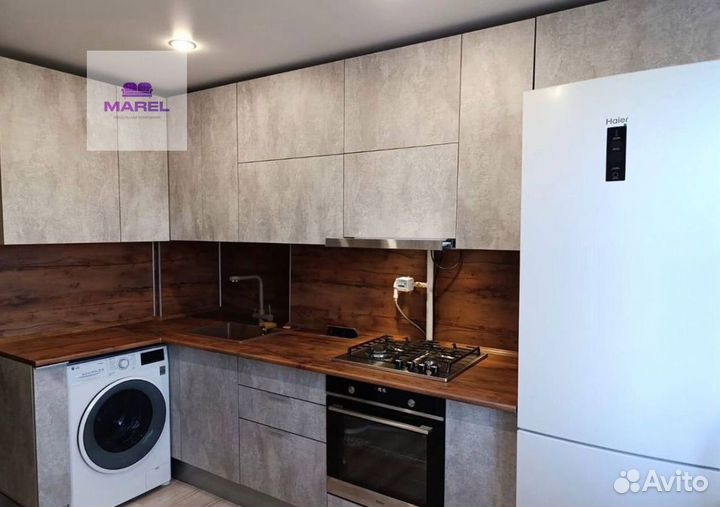 Кухня на заказ. Угловой гарнитур