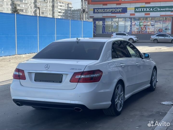 Mercedes-Benz E-класс 1.8 AT, 2011, 131 000 км