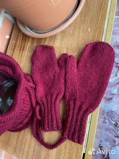 Капор женский вязаный