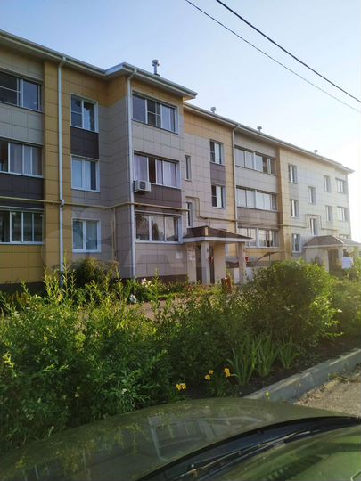 2-к. квартира, 46 м², 3/3 эт.