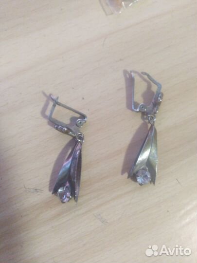 Старые серебряные серьги с горным хрусталем