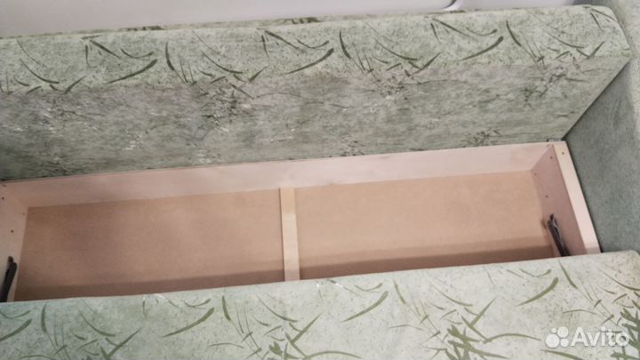 Продаю диван