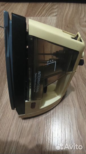 Утюг паровой international