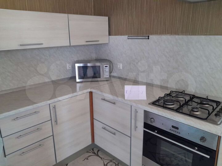 Дом 1200 м² на участке 6 сот.