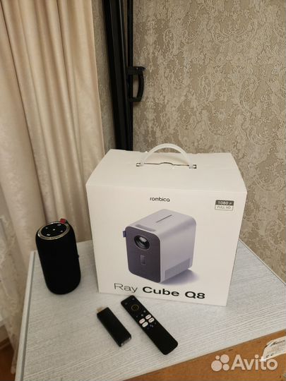 Проектор rombica Ray Q8 + Cactus TriExpert 220x220