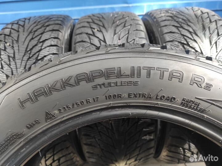 Nokian Tyres Hakkapeliitta R2 235/50 R17 98H