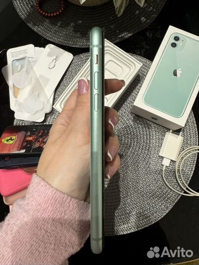 iPhone 11, 256 ГБ