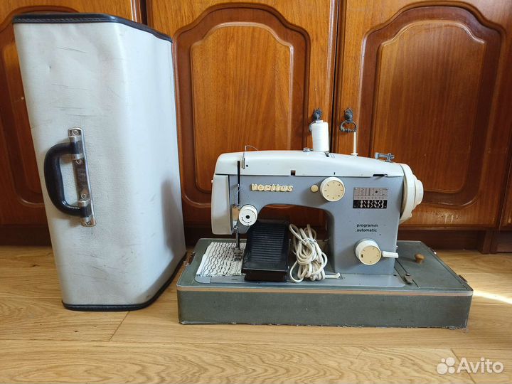 Швейная машина веритас