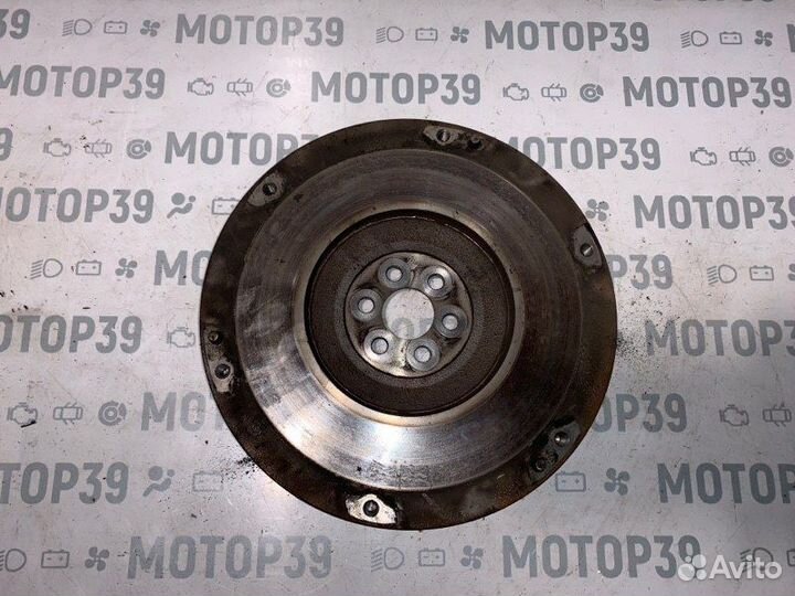 Маховик Toyota Auris 1.4 TD 2010