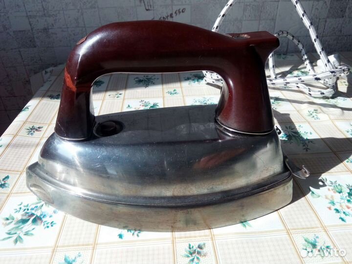 Утюги 1953 и 1954г. РСФСР