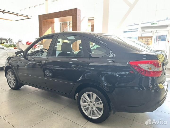 LADA Granta 1.6 МТ, 2022