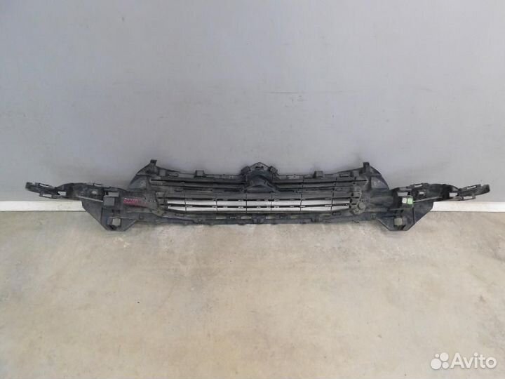 Решетка радиатора Citroen C4