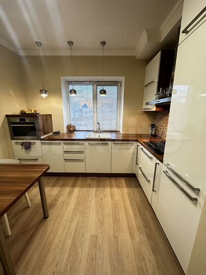 2-к. квартира, 60,9 м², 1/5 эт.