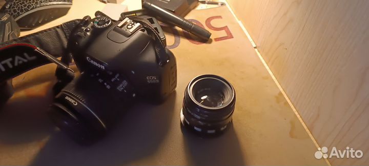 Зеркальный фотоаппарат canon 550d