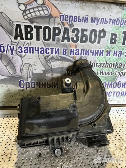 Корпус воздушного фильтра Honda Fit Shuttle