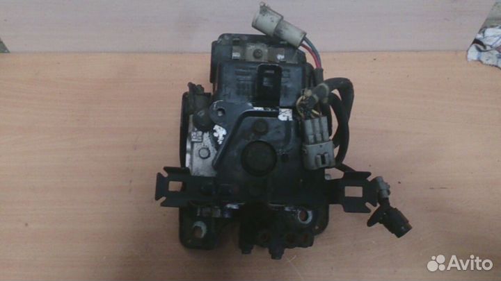 Блок ABS Toyota Camry