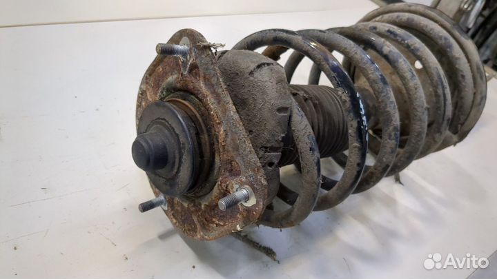 Амортизатор подвески левый передний Volvo V70