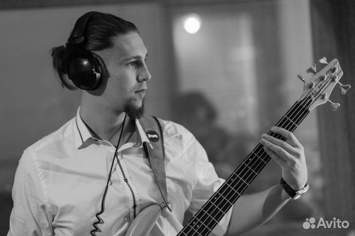 Уроки гитары (электро, акустика, бас)