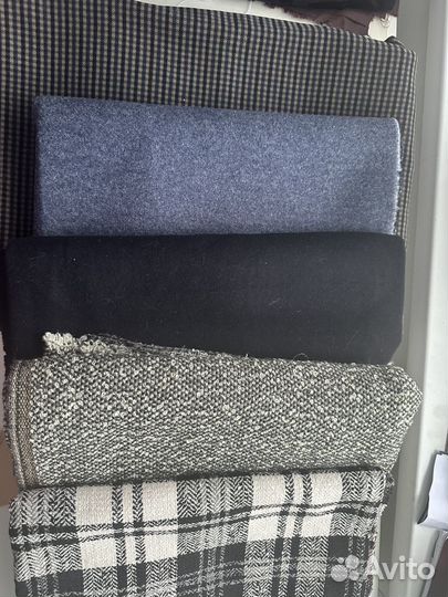 Отрезы тканей разные