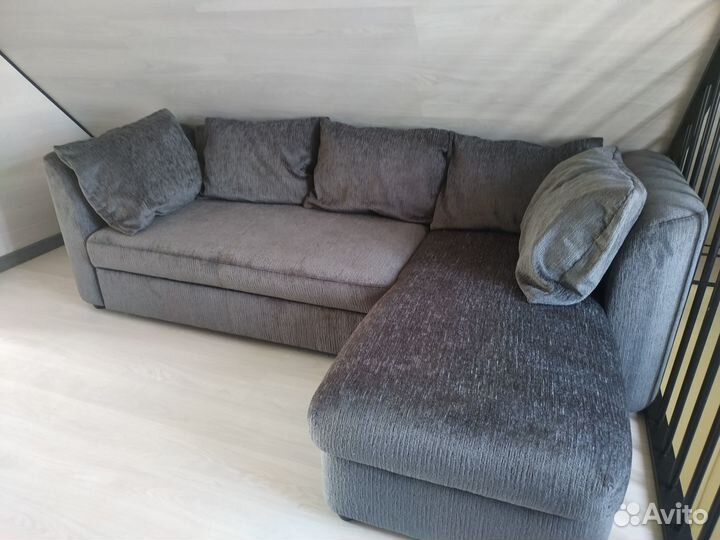 Перетяжка мягкой мебели