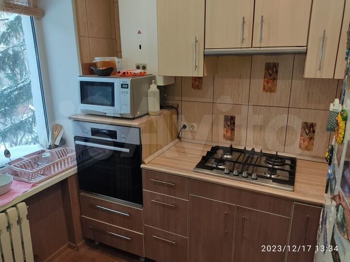 3-к. квартира, 55 м², 3/5 эт.