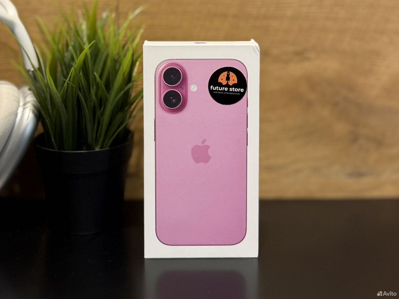 iPhone 16, 128 ГБ, SIM + eSIM