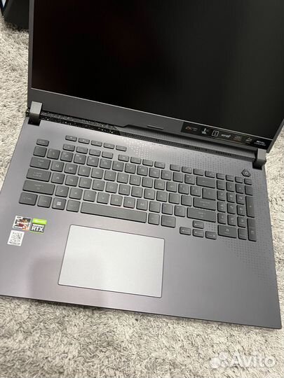 Asus Rog Strix G17 2023/ R9 7845HX/ RTX 4060/New