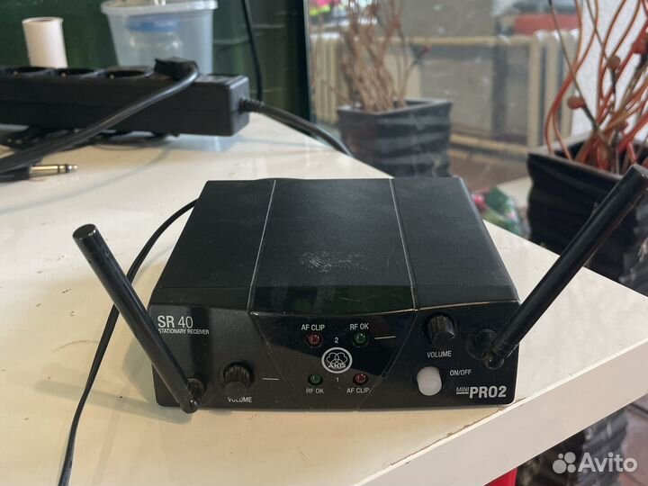 База AKG SR40 Mini Pro 2