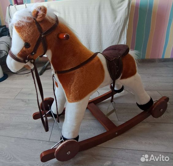 Детская качалка лошадь