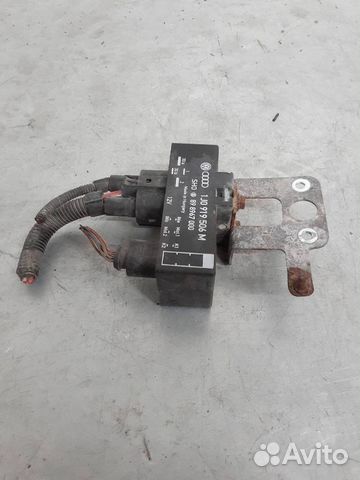 Реле электровентилятора Volkswagen Bora 2005