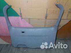 Обшивка двери багажника мазда