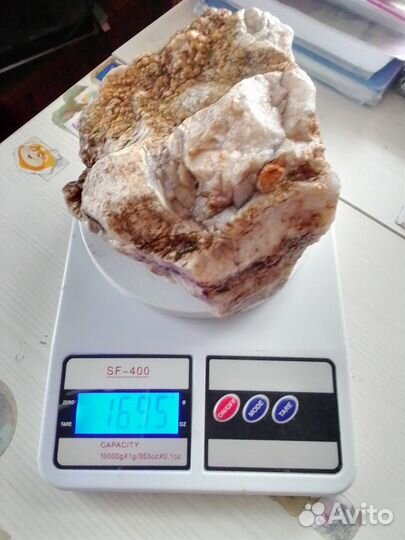 Халцедон сырец Южный Урал 900 р