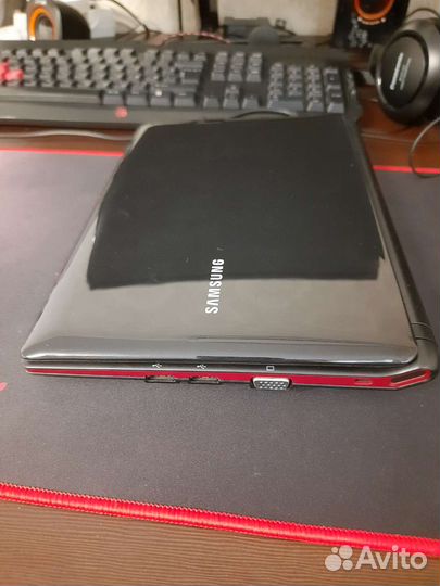 Нетбук Samsung n150 Plus