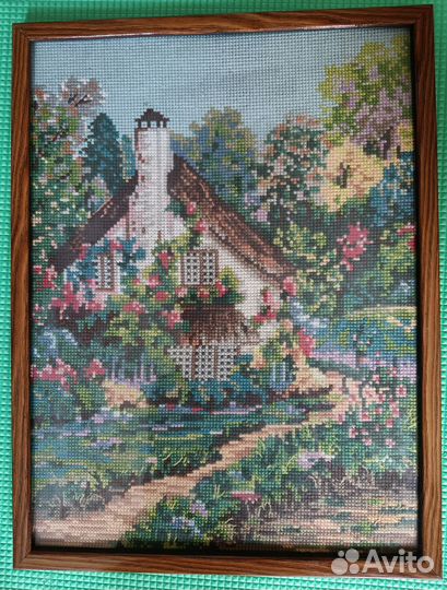 Картина вышитая крестиком
