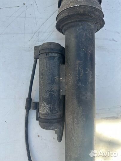 Амортизатор подвески задний правый Mercedes-Benz