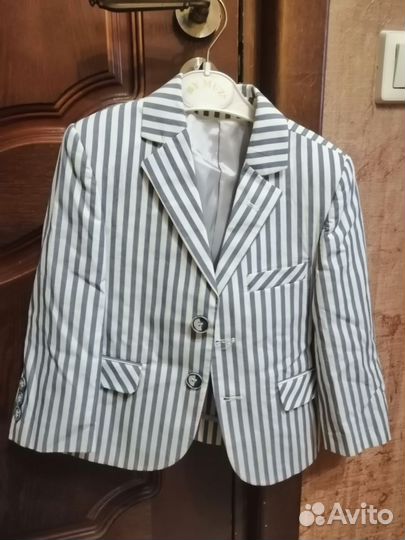 Пиджак на мальчика 104