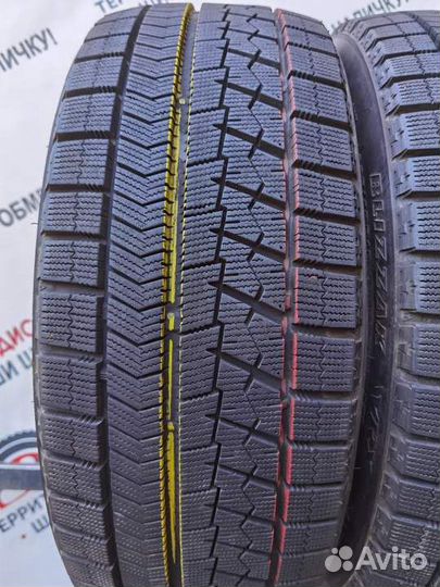 Bridgestone Blizzak VRX 225/40 R18 97V