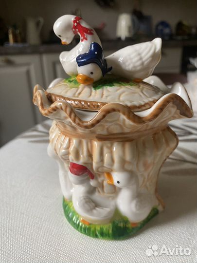 Винтажная баночка под сахар иди другого