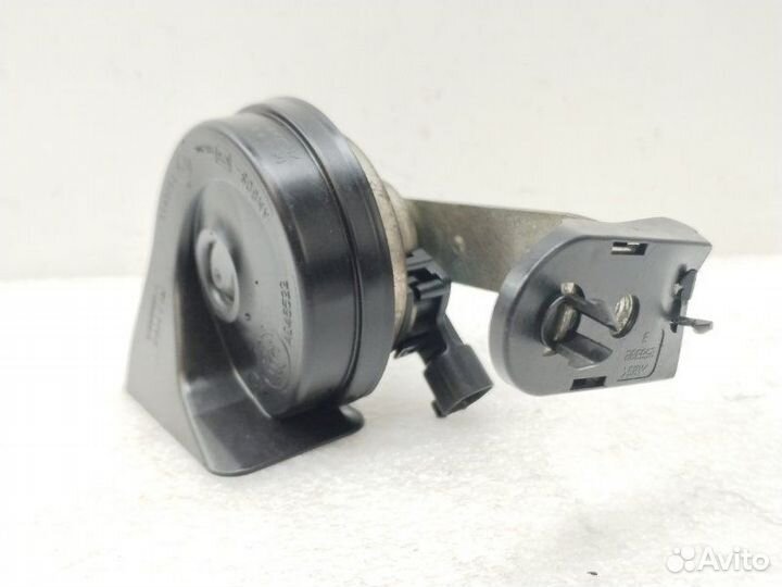 Звуковой сигнал (клаксон) Volvo S60 2 D4204T 2011