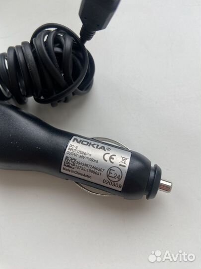 Автомобильное зарядное устройство microusb