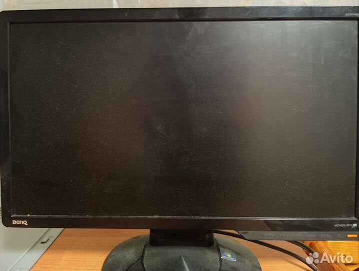 Компьютер с монитором 4 ядра