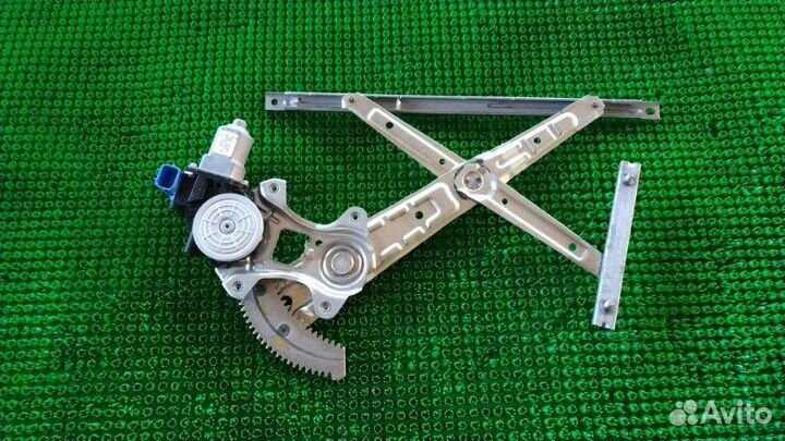 Стеклоподъемник прав. зад. Infiniti QX56, QX80
