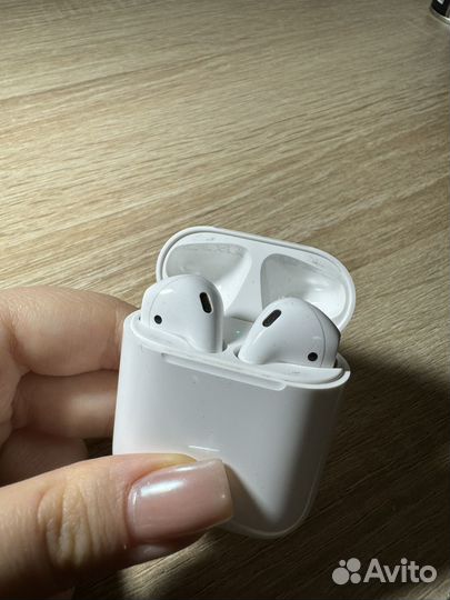 Беспроводные наушники airpods 2