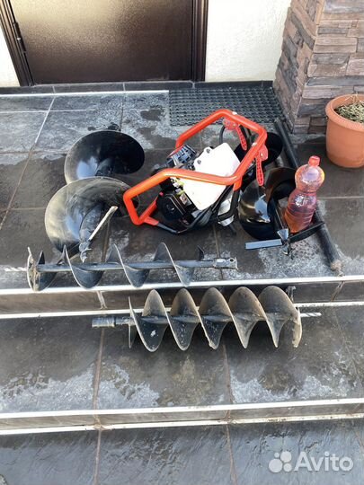 Ямобур (бензобур, мотобур)