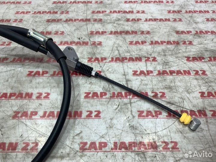 Трос ручника задний правый Toyota Caldina