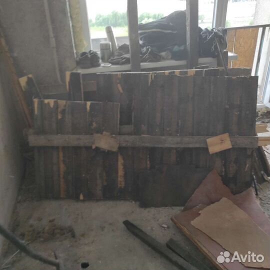 Демонтаж стен, полов, демонтажные работы